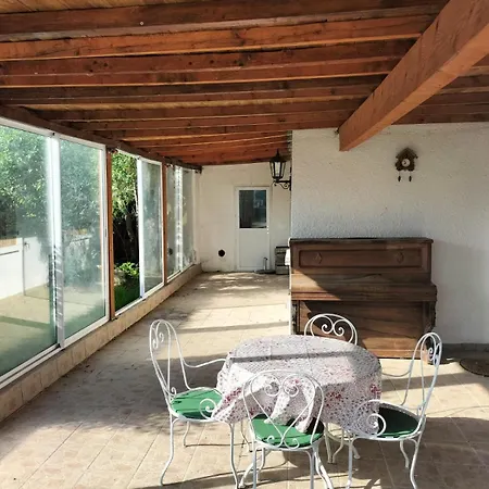 Maison Familiale A La Campagne