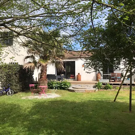 Maison Familiale A La Campagne
